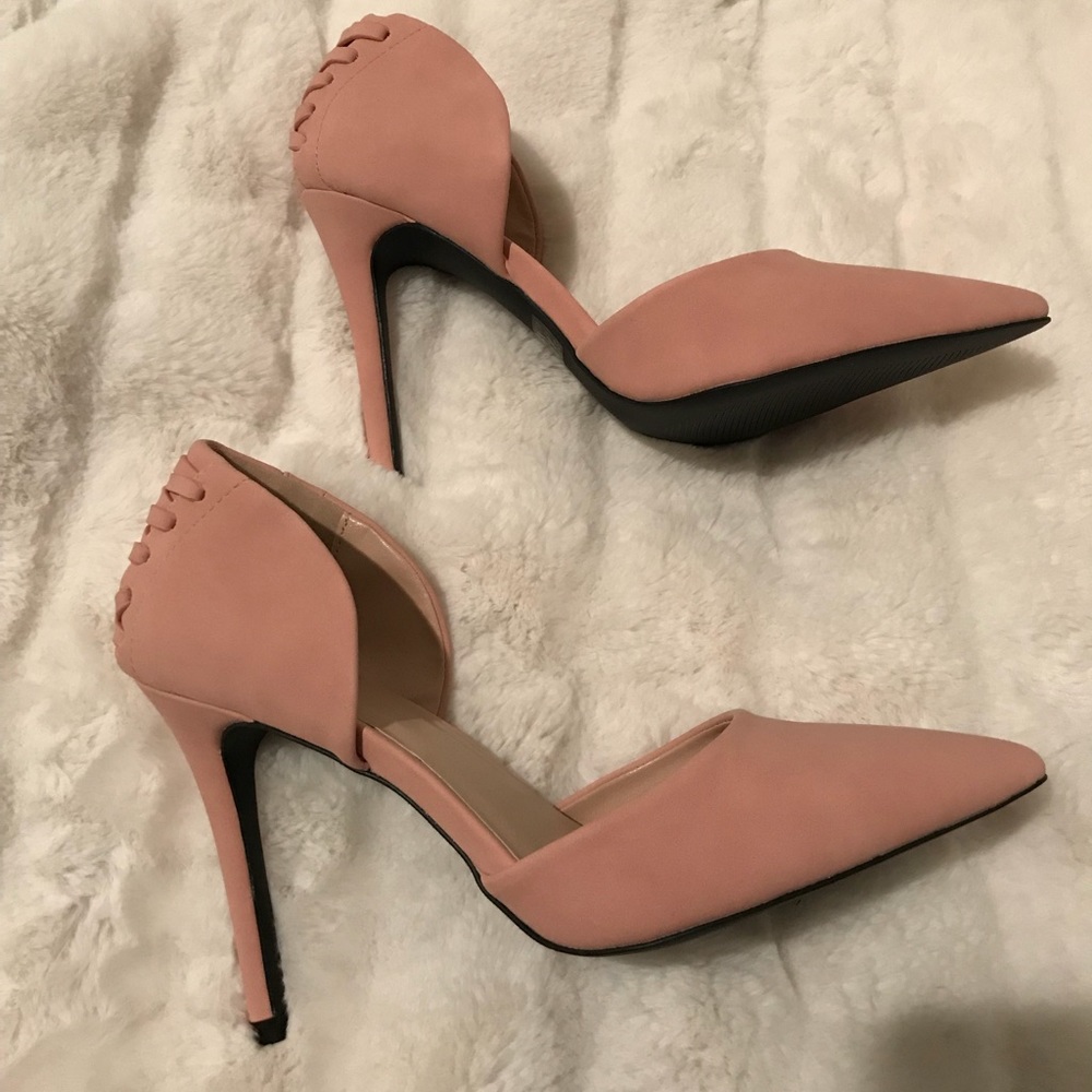 HOST PICK CORSET BACK HEELS LAST ONE - Picture 2 of 5